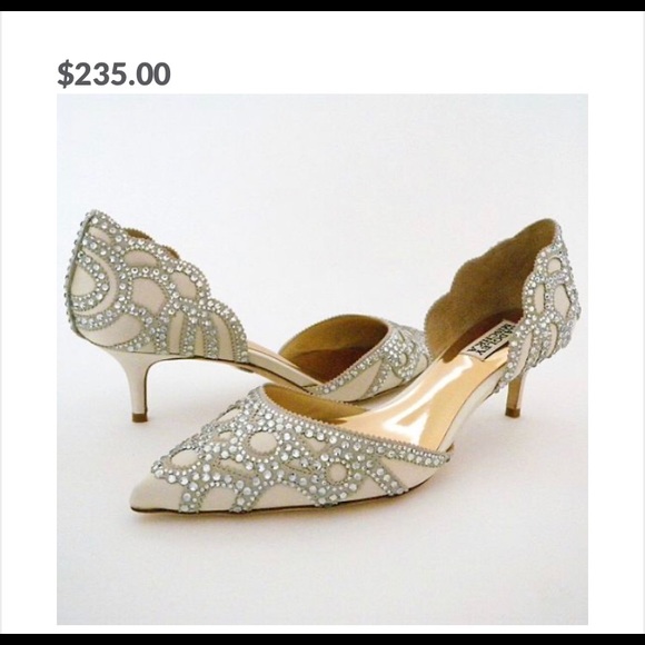 Badgley Mischka Kitten Heels - Picture 1 of 3